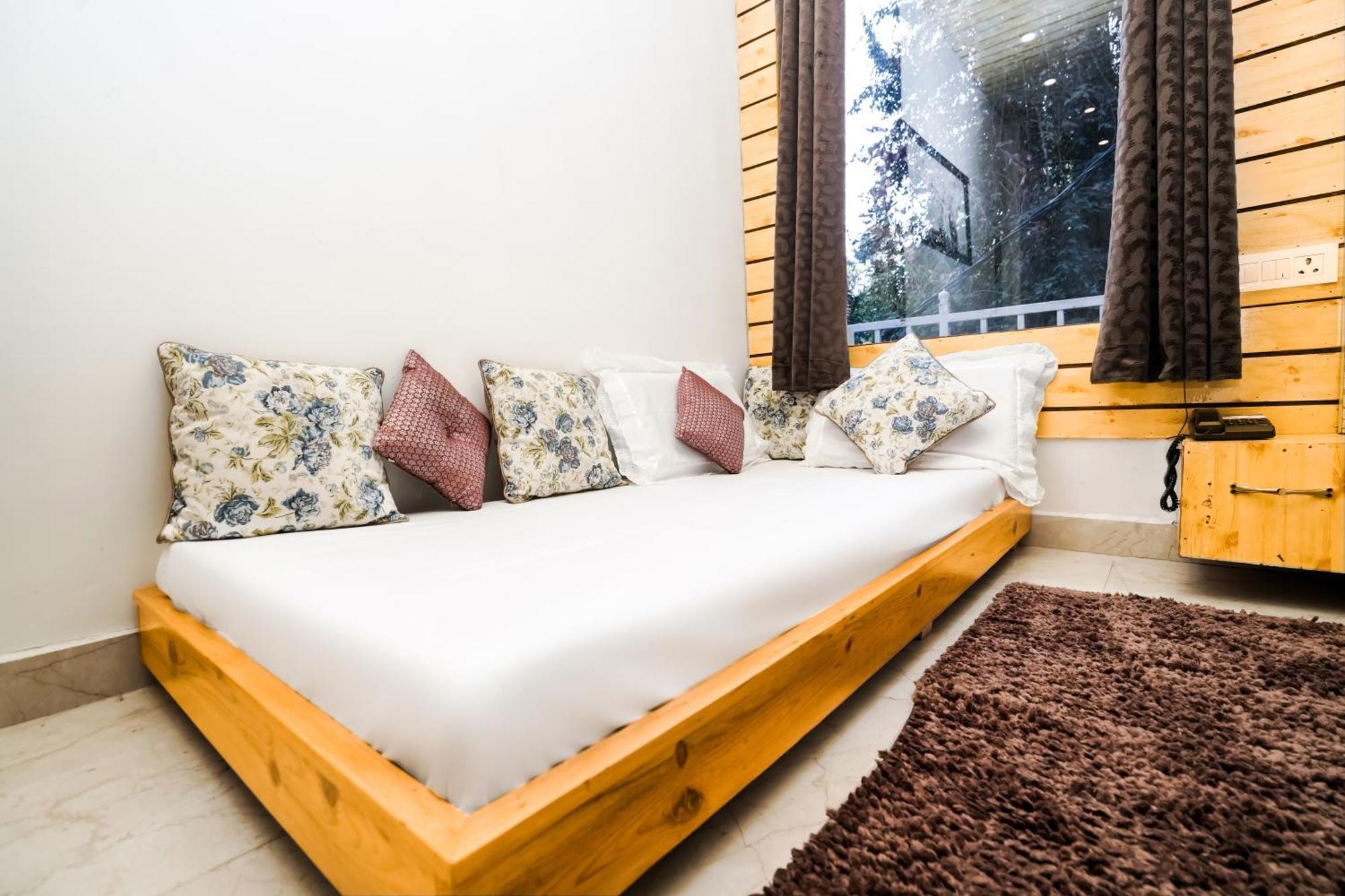 The Bunksters Mcleodganj, Dharmkot McLeod Ganj Exterior foto
